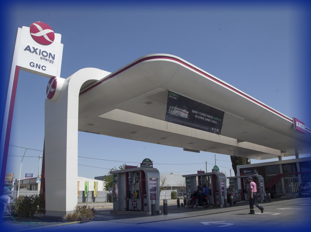 Video: Titan, Obra de Estación de servicios AXION.